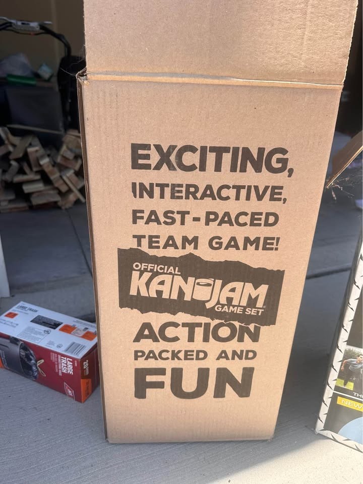 KanJam Original 2-On-2 Flying Disc Game. Never used still in packaging