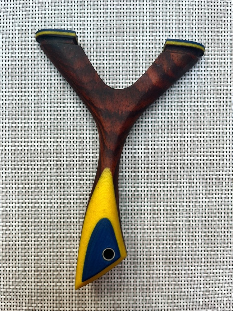 Custom Handmade. Hunting Slingshot. OTT. 90mm.