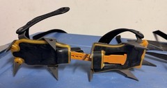 Black Diamond Contact Strap Crampons ￼