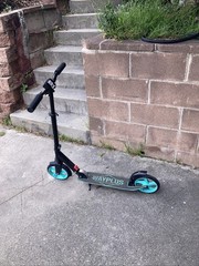 WAYPLUS Kick Scooter Foldable Teens Adults 240 LB Capacity Black Teal Used 8”
