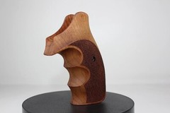 RSD Grips Brand S & W K/L/X – Frame Round Butt Compatible Walnut Grips