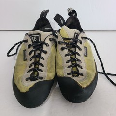 B20 Evolv TRAX-XT5 Lace Men’s Rock Climbing Shoes Size 9.5
