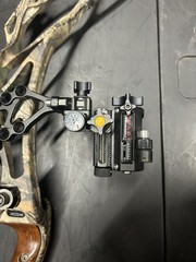 Hoyt Defiant Turbo 60-70 lbs , RH (USED)