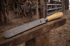16.5″ Professional Farrier Horse Shoe Hoof Grooming Rasp w/ Wood Handle 98419