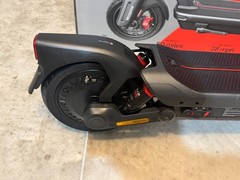 Segway Max G3 Ninebot Electric Scooter 28 mph Speed 50 miles Range. Perfect cond