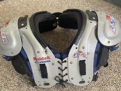 RIDDELL POWER Football Shoulder Pads SPX30 Medium 42″-44″/ 18″-19″