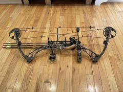 Elite Archery Answer Right Hand Camo Compound Bow 70lb