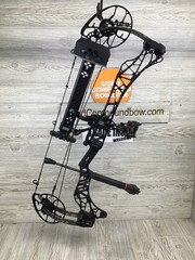 Used Mathews Lift X 29.5 Right Hand Black riser/Bottomlands limbs Bow 30/70 Pack
