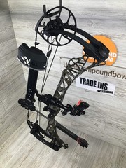 Used Mathews Lift X 29.5 Right Hand Bottomlands riser/Black limbs 28.5/65# Packa