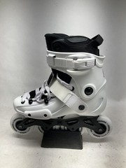 FR FRX 80 Skates White 7.0 (39)