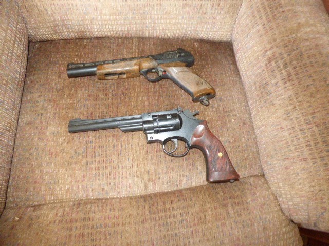Crosman 38T Revolver .177 PELLET & DAISY POWERLINE 1200 BB PISTOLS AS-IS