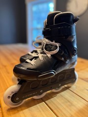POWERSLIDE Storm Black 80 – Lightly Used – US Men’s Size 7-7.5