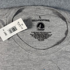 Yellowstone Dutton Ranch Horse Graphic T‑Shirt Gray Men’s L NWT Licensed