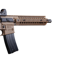Crosman Full Auto R1 CO2-powered BB Air Rifle with Red Dot (Flat Dark Earth)