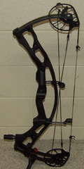 2025 Hoyt Carbon RX9 Bow -70 lb Limbs- Black Finish – RX-9 – Right Hd- Black Out
