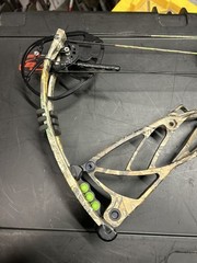 Hoyt Defiant Turbo 60-70 lbs , RH (USED)