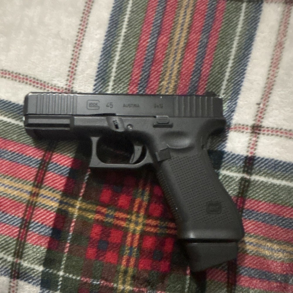 GLOCK 45 CO2 Semi-Automatic Air Pistol with Magazine and Tactical Light