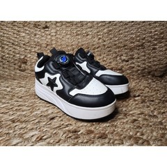 Roller Skate Shoes Kids Fashion Unisex Sport Sneaker Black & White Size 2.5 US