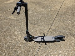 D8 Pro Electric scooter adult 350w, 25 km/h (15.5 mph,20–25 km (12–15 miles)