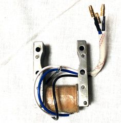CDI ignition magneto coil 2/3 wire 80cc 100cc 2-stroke gas motor engine bike