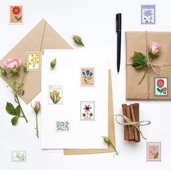 40Pcs Random Flower Stamp Cute Floral Label Stickers Gift Scrapbook Party Favor