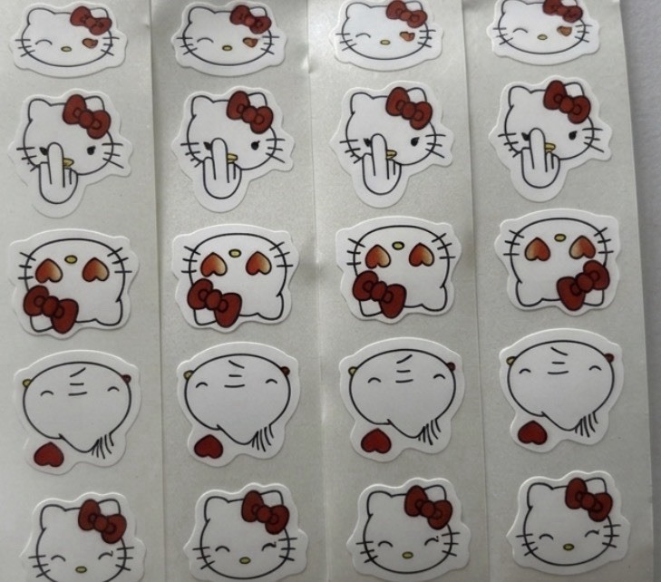 32pcs Mini Cartoon Cat Stickers Cute Deco Decals (0.5″ x 0.5″)
