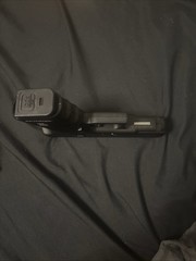 Umarex Glock 19 Gen 3 CO2 Powered BB Nonblowback Never used