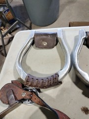 VINTAGE STIRRUPS AND SPURS SET-UNKNOWN MAKER-PREOWNED-SELLING TOGETHER-FAST SHIP