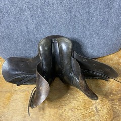 Albion Horse Saddle 16.5 M Brown Leather Made In England – * Some Damage *