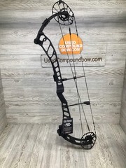 NEW IN BOX W/Warranty PSE Shootdown Pro E2 70# RH Black Target Bow