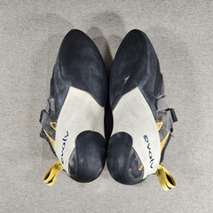 Evolv Shaman Black Yellow Gray Men’s Size 11 Rock Climbing Shoes