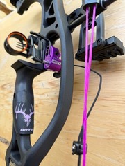 Hoyt Vicxen Compound Bow Right Hand