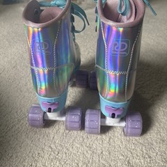 Roller Derby Pixie Women/youth Iridescent Blue Roller Skates Adj size 3-6