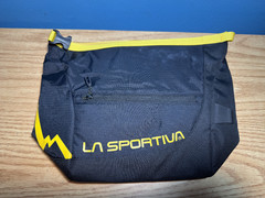 NEW La Sportiva Chalk Bag Yellow Black