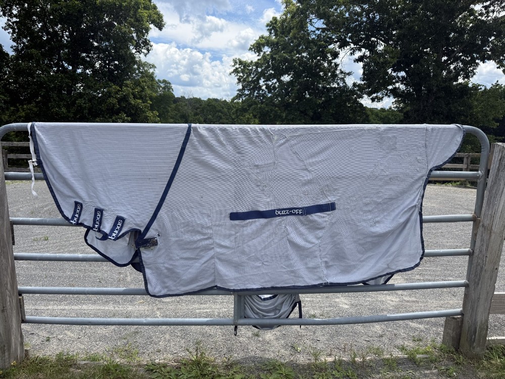 75” Bucas Buzz Off Full Neck Horse Fly Sheet w/Belly Protection – Used