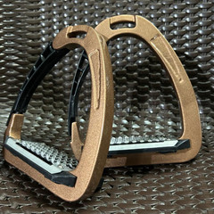 Lightweight Aluminum Horse Safety Stirrups | Quick Release Equestrian Riding
