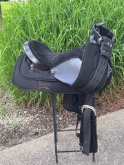 15″ CHISHOLM TRAIL Black Light Weight Leather & Cordura Western Saddle ~ CLEAN!!