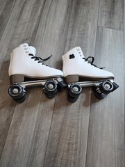 Lucky Brand Oliver Quad Roller Skates Women’s Size 6 EU 37 White