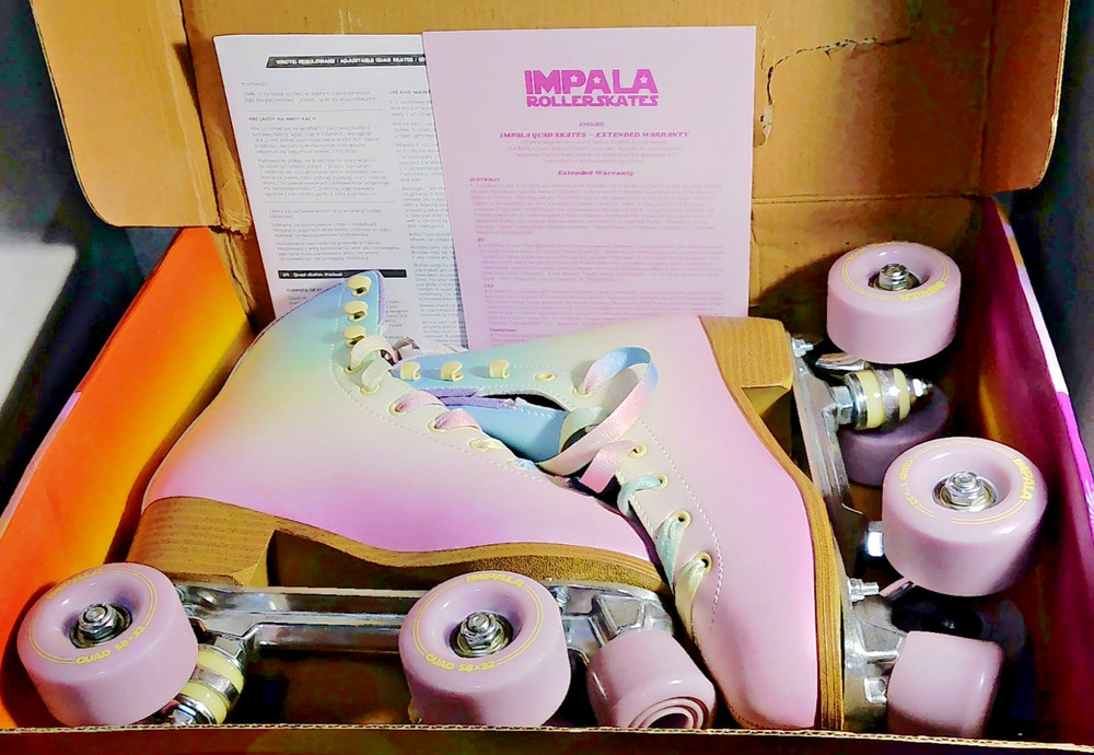 Impala Rollerskates Pastel Fade Vegan Quad Derby Roller Skates – SIZE 6 IN BOX🛼
