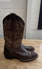 Ariat Heritage Western R-Toe Distressed Brown Leather Cowboy Boots Men’s 8.5D