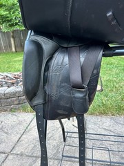 18″ Henri De Rivel Pro Buffalo dressage saddle wide