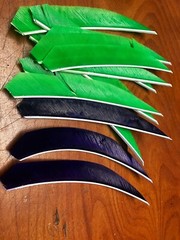 12 Ozark 4 1/2″ Left Wing Target Maxx Feathers Dozen Fletchings, Vanes 4.5 inch