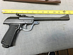 Vintage 1975 dated Polish Predom- Lucznik Air gun PISTOL .177 Cal w/ holster