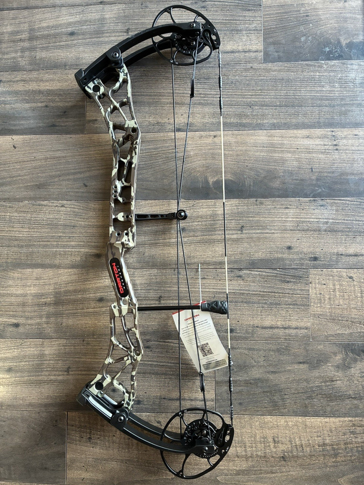 Darton Consequence 2 in Mossy Oak/Bottomland RH 26-31.5″ 60-70# 325fps!