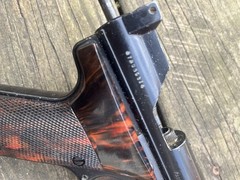 Vintage crosman mark I .22 cal co2 pellet air pistol /works great
