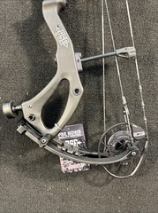 2025 PSE MACH 30 DS Black EC2 Cam 24.5”-30” DL 60-70lb RH Compound Bow