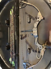 Mission by Mathews Compound Bow UX2- RH-50 Pounds 22-30 Draw, Case, and Arrows