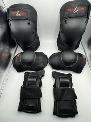 Eight Ball Black Pads, for Bike, Skate, and Scooter, Adult 14+(06)