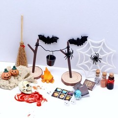 BinaryABC Halloween Dollhouse Miniature Garden Accessories,Halloween Mini Fai…