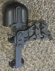 Ravin 3-Arrow Quiver with Mounting Bracket and R470/R500 Crank Handle Holder